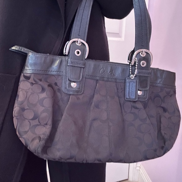 COACH Black Shoulder Bag - Picture 12 of 12